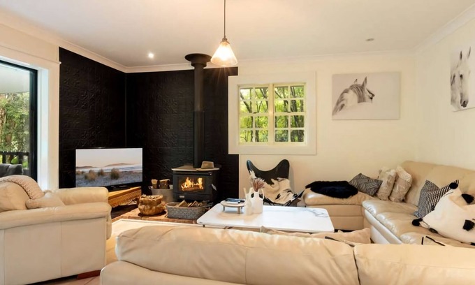Barrengarry House | Paddington Cottage, Kangaroo Valley