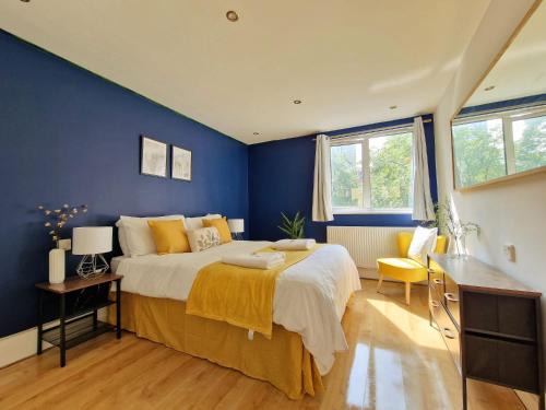 St. Johns Wood Apartment | Paddington