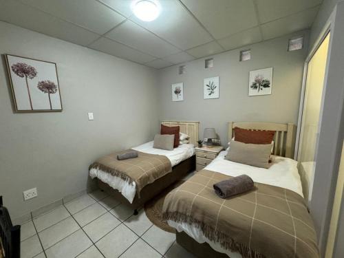 Kimberley Apartment | Padlangs Self-catering flats