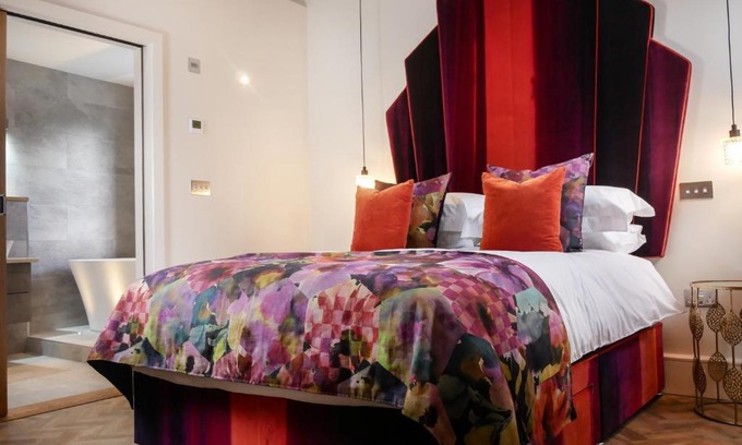 Treator Apartment | Padstow Escapes - The Long Room Luxury Apartment