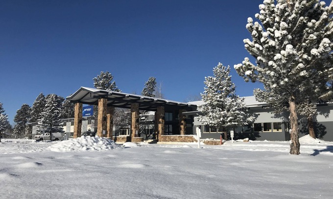 Pagosa Springs Hotel | Pagosa Lodge