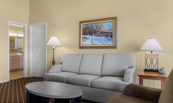 Pagosa Springs Resort | Pagosa Springs CO: 1BR Condo - Lakeside Resort -Mountain Views- Fishing & Hiking