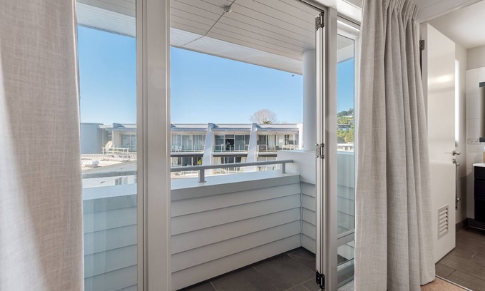 Paihia Apartment | Paihia 2 Bedroom Apartment with Pool