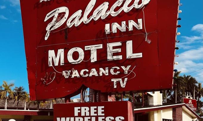 Hialeah Hotel | Palacio Inn Motel