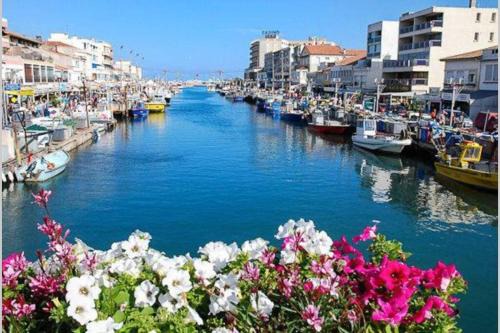 Palavas-les-Flots Apartment | #PalavasLesFlots #2bedrooms #AirConditioned #100MetersFromTheBeach