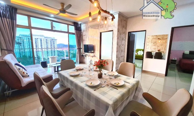 Taman Mount Austin Apartment | Palazio 3 bedroom balcony lake view high floor by GDRAGON HomeStay
