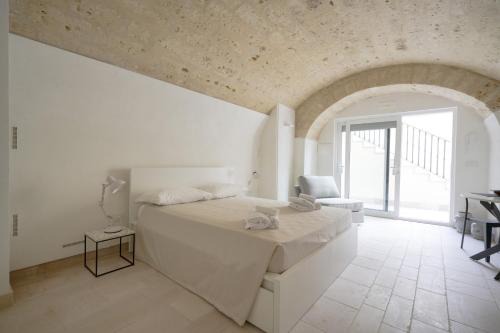Municipio 1 Apartment | Palazzo della Torre 004 - Historical modern stay