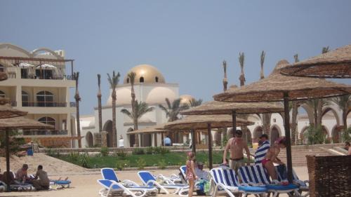 Sahl Hasheeh Apartment | Palm Beach Apartments 302B