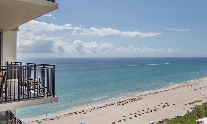 Singer Island Apartment | Palm Beach Singer Island Beach Resort Condos