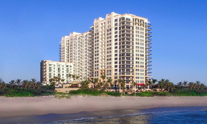 Singer Island Resort | Palm Beach Singer Island Resort & Spa Luxury Suites 2/2 Intracoastal View