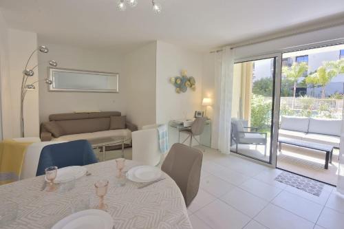 Pointe Croisette Apartment | Palm Beach - swimming pool - beach at few steps