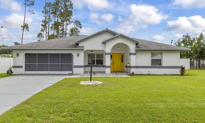 Indian Trails House | Palm Coast Pool Home Retreat