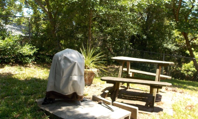 Emerald Isle Cottage | Palm Cottage- Summer weeks open! Flexible cancellation policy