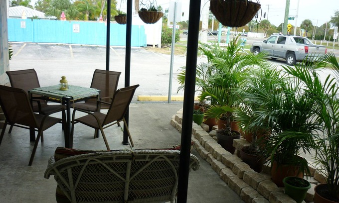 Dunedin Hotel | Palm Court Motel