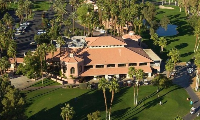 Palm Desert Resort | Palm desert Oasis country club resort