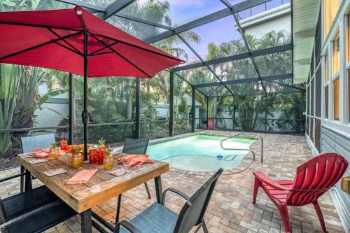 Siesta Key House | Palm Shade Cottage - 606A