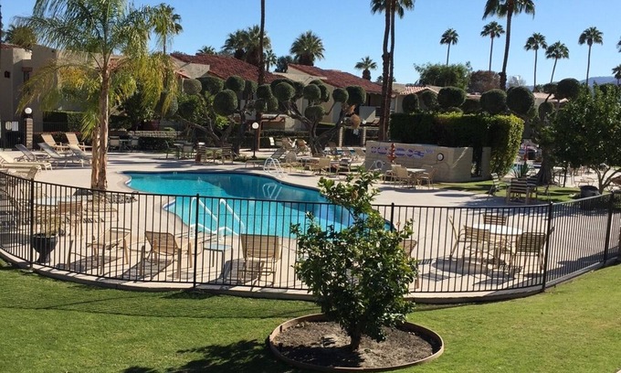 Vista Norte Condo | Palm Springs 2 bed/2bath condo - Great Location/Resort like setting - 2 pools