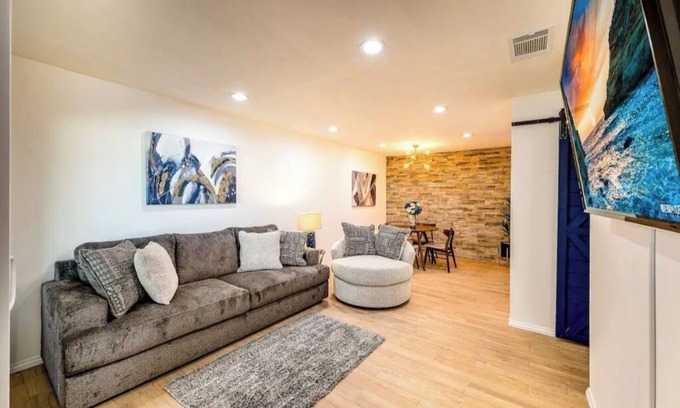 Racquet Club West Condo | Palm Springs BLUE DESERT Condo!