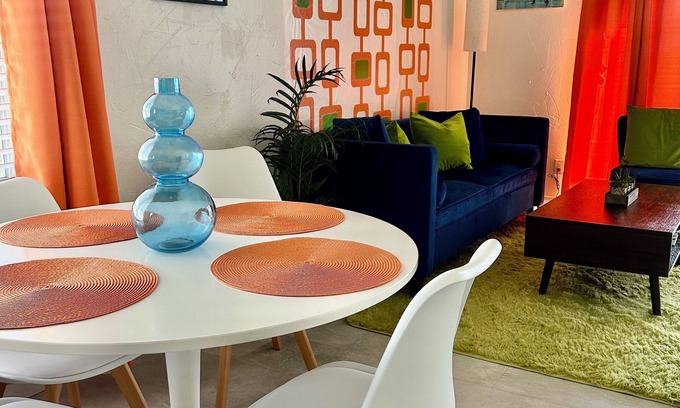 Baristo Condo | Palm Springs Desert Dream, updated 1 BR condo, comfortable, retro-feel appeal