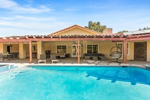 Racquet Club West House | Palm Springs Paradise Escape 3BR Pool & Spa