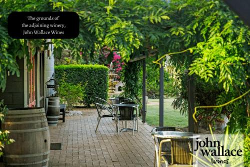 Pokolbin House | Palmers Lane Vineyard Cottage