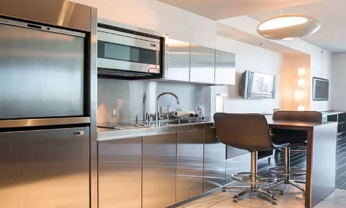 Las Vegas Apartment | Palms Place Amazing Strip View 20-316
