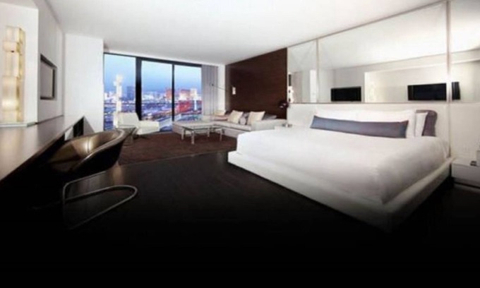 Las Vegas Hotel | Palms Place Beautiful & Mountains views 51-303 floor