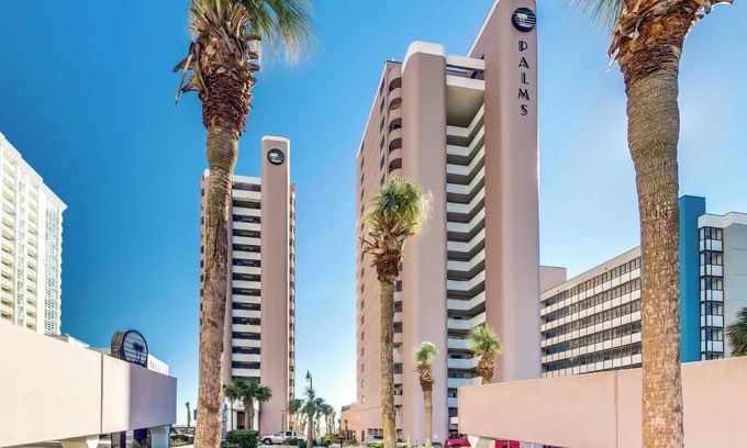 Myrtle Beach Ski Chalet | Palms Resort Condos