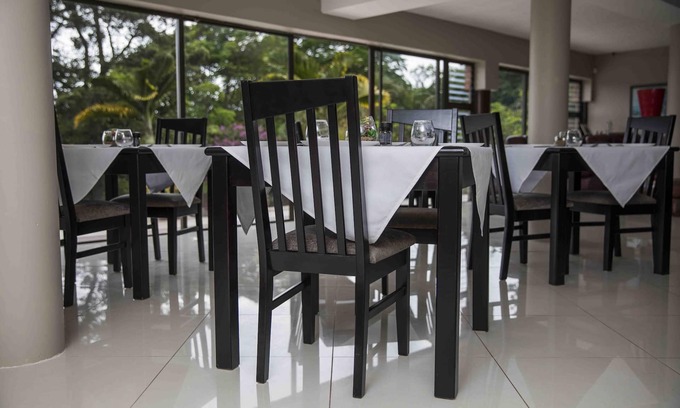 Amanzimtoti House | Palmwood Guest House
