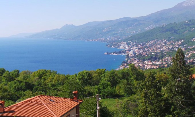 Sarsoni Apartment | Panorama