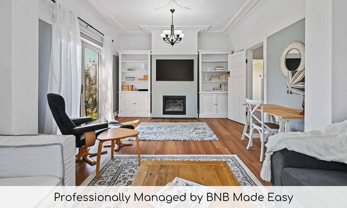 South Bathurst House | Panorama Paradise | Near Mt Panorama Racing Track