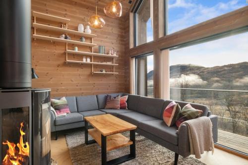 Sogndal Villa | Panoramahytte med fjellutsikt