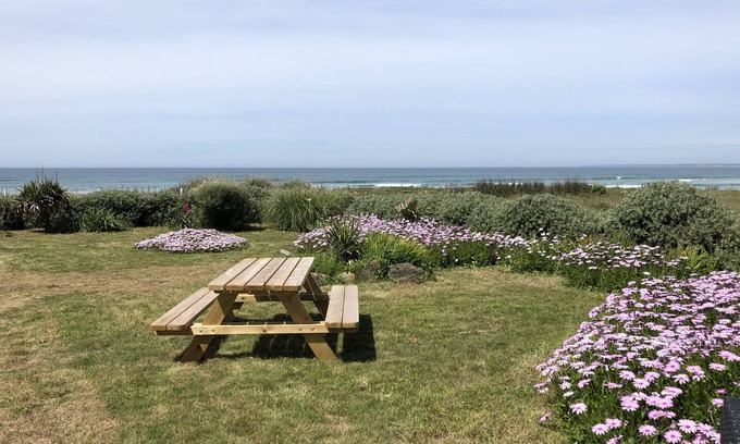 Pouldreuzic House | Panoramic 180 ° view of Audierne Bay !