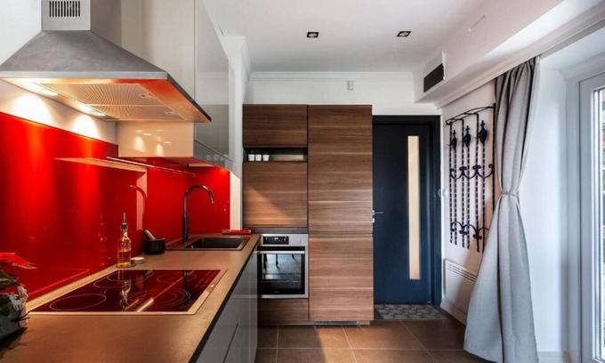 Svabhegy Apartment | Panoramic Comfort in the Luxurious Green District!