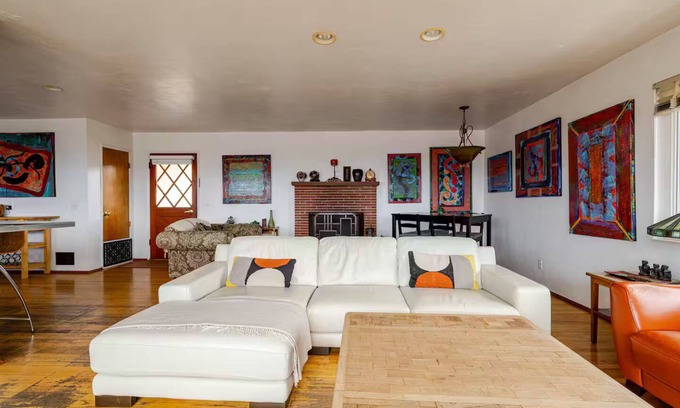 Seaside House | Panoramic Monterey Bay View