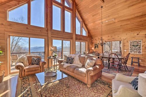 Waynesville House | Panoramic Mtn Views Luxe Smoky Mountain Cabin!