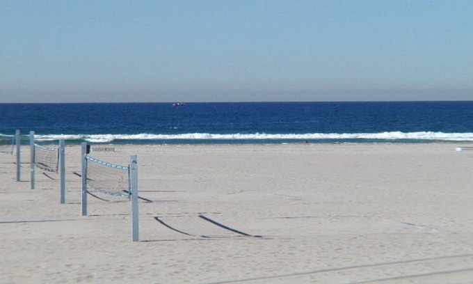 South Mission Beach Cottage | PANORAMIC OCEAN VIEW 1BR UPPER UNIT ON THE BEACH IN SOUTH MISSION