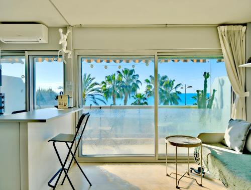 Cros-de-Cagnes Apartment | Panoramic Sea View Studio 24h Checkin
