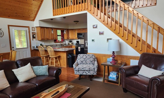 Stecoah Cabin | Panoramic views of the Smoky Mountains, near Blue Ridge Parkway and Bryson City