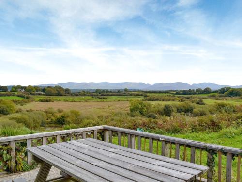 Pentraeth House | Pant Y Mel