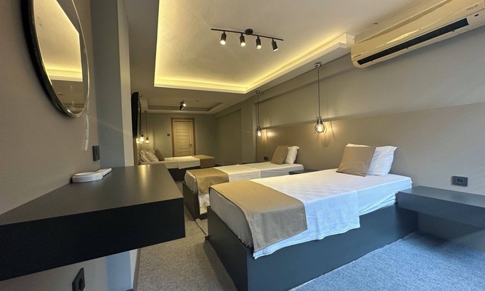 Karsiyaka Apartment | Panula Park Hotel