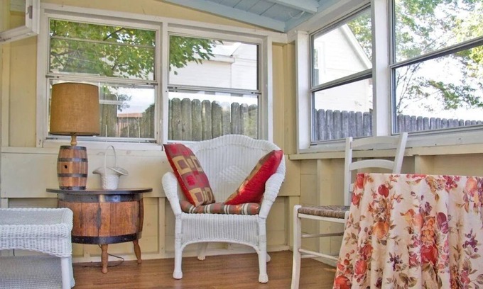 Gilford Cottage | Papoose Cottage at The Inn at Smith Cove