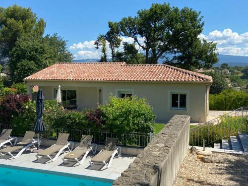 Carpentras House | Paradis Provençal Villa - Espace Détente et BBQ LMV