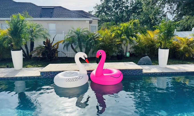 Sabal Harbour House | Paradise 4 Bedroom Heated Pool Home Near IMG Academy and Siesta Key Beach