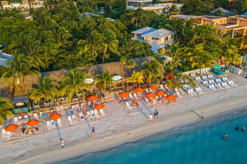 West Bay Resort | Paradise Beach Hotel & Resort