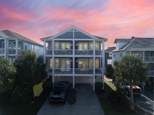 Wrightsville Beach House | Paradise by the Pier Carolina Getaway