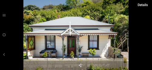 Napier House | Paradise Cottage Historical home