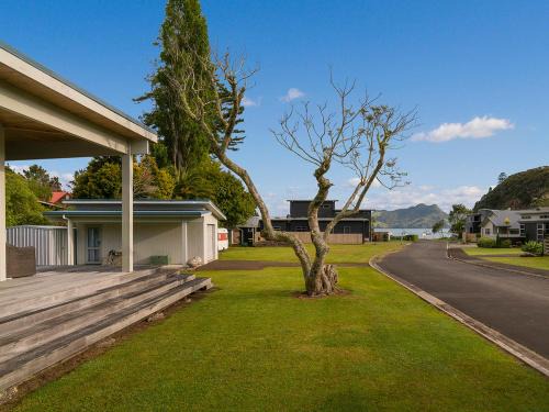 Cooks Beach House | Paradise in Flaxmill Bay - Flaxmill Bay Home