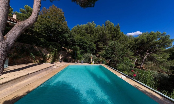 Salon-de-Provence Apartment | Paradise in the heart of Provence