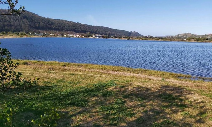 Sedgefield Apartment | Paradise Lake flats
